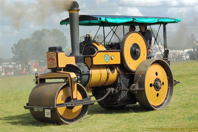 Armstrong Whitworth Road Roller 2 BD 7511 Steam Scenes